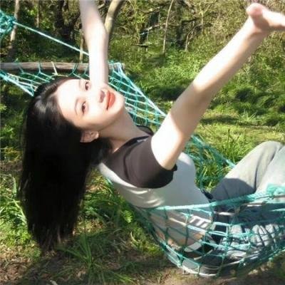 海妖的呼唤:火之岛生存战海报