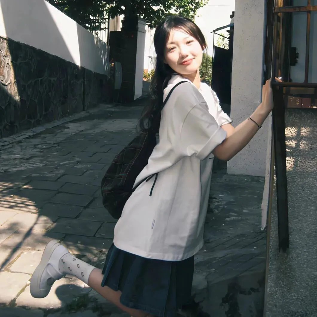 哆基朴的天空海报